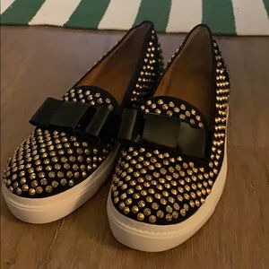 Studded shoes